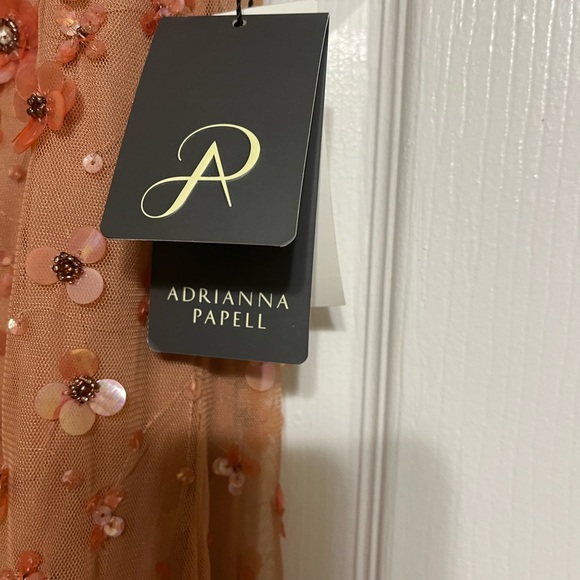 Adrianna Papell off shoulder beaded gown - Picture 4 of 11